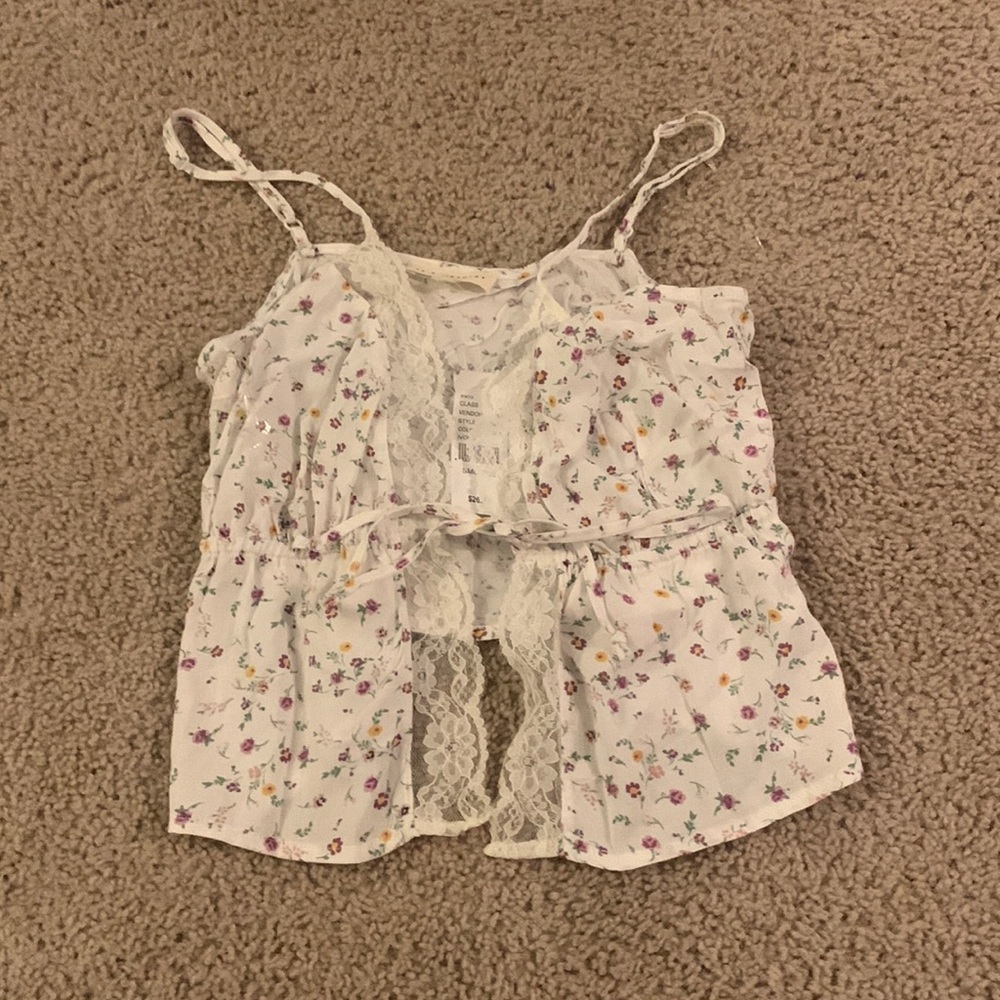 Small tie front floral top. PacSun